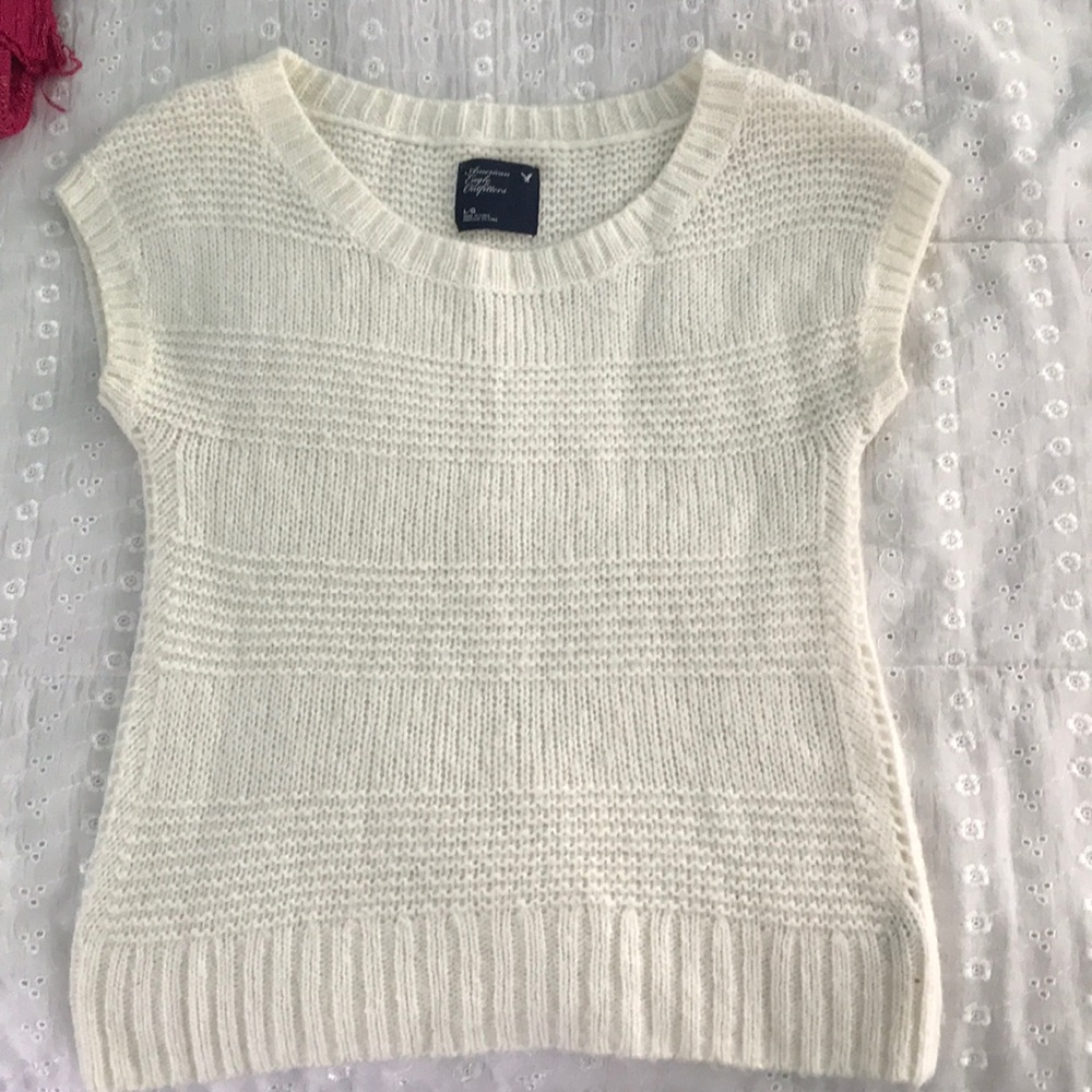American Eagle short sleeved sweater